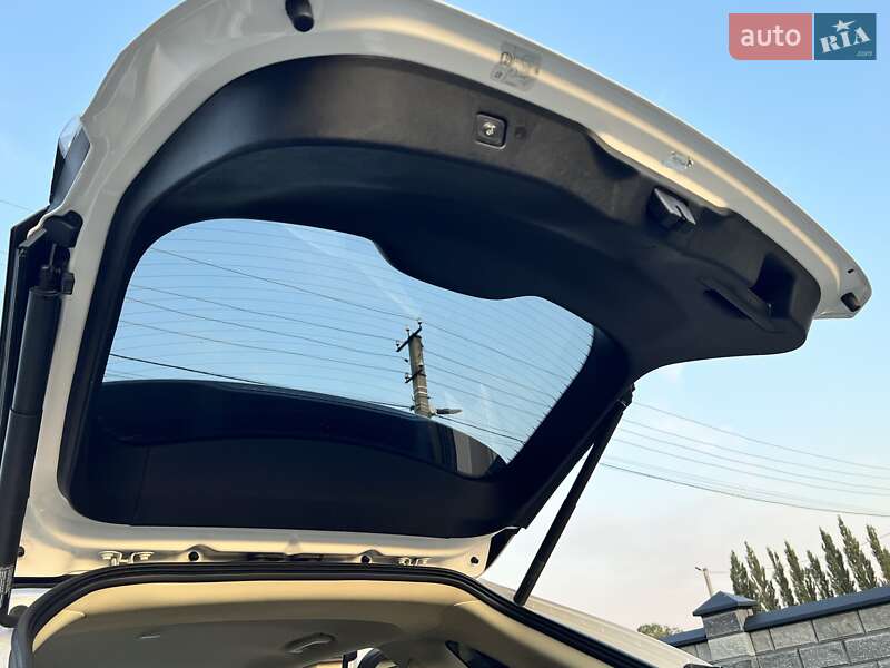 Внедорожник / Кроссовер Ford Edge 2016 в Ровно