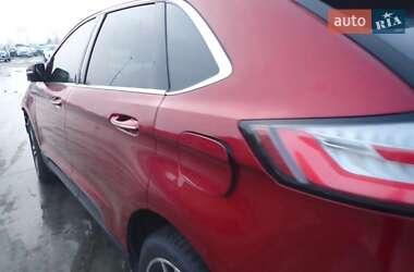 Внедорожник / Кроссовер Ford Edge 2019 в 