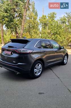 Внедорожник / Кроссовер Ford Edge 2017 в 