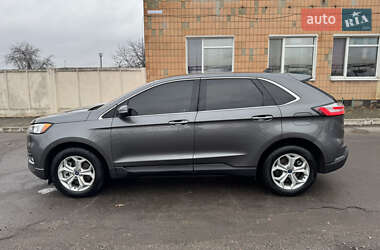 Внедорожник / Кроссовер Ford Edge 2022 в 