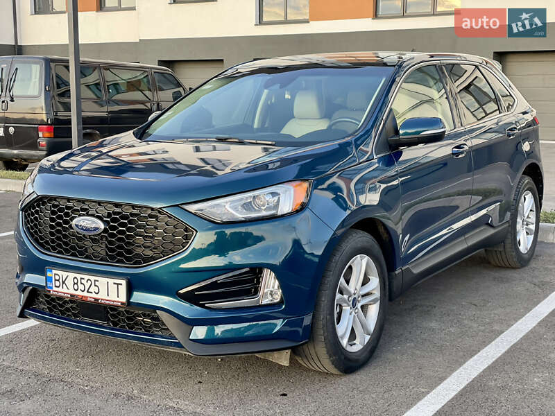 Внедорожник / Кроссовер Ford Edge 2020 в 