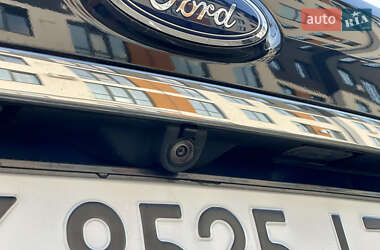 Внедорожник / Кроссовер Ford Edge 2020 в 