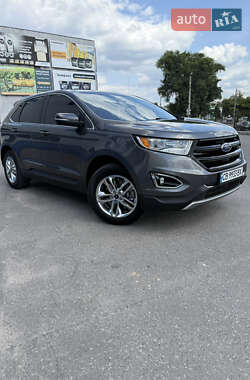 Внедорожник / Кроссовер Ford Edge 2017 в 