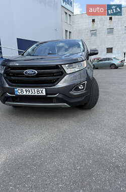 Внедорожник / Кроссовер Ford Edge 2017 в 