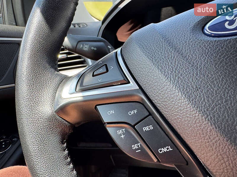 Внедорожник / Кроссовер Ford Edge 2022 в Стрые