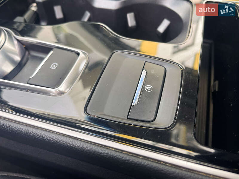 Внедорожник / Кроссовер Ford Edge 2019 в Львове