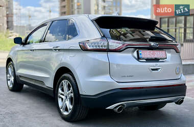 Внедорожник / Кроссовер Ford Edge 2017 в 