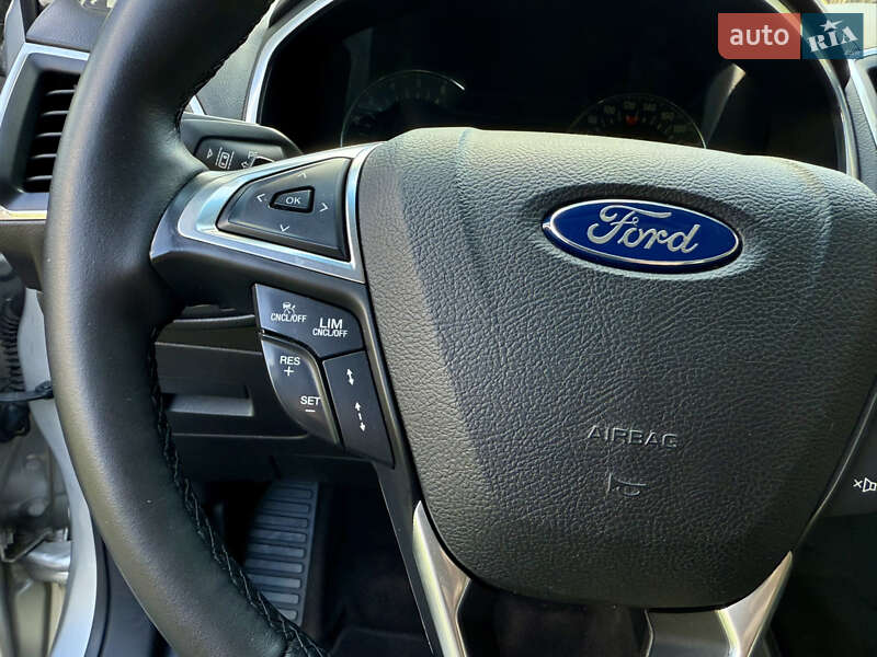 Внедорожник / Кроссовер Ford Edge 2017 в Тернополе