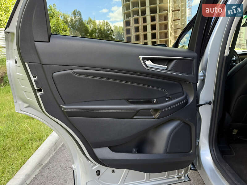 Внедорожник / Кроссовер Ford Edge 2017 в Тернополе