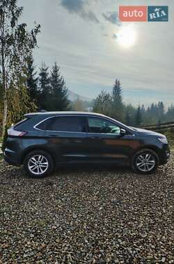 Внедорожник / Кроссовер Ford Edge 2015 в 