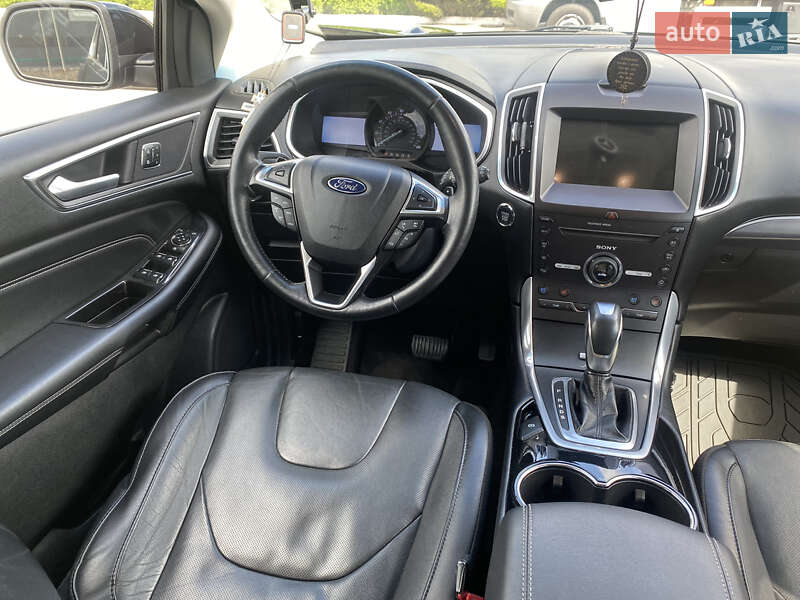 Внедорожник / Кроссовер Ford Edge 2016 в Луцке