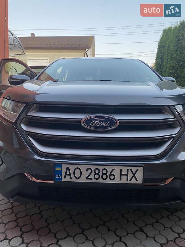 Внедорожник / Кроссовер Ford Edge 2018 в Соломоново