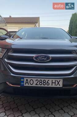 Внедорожник / Кроссовер Ford Edge 2018 в 