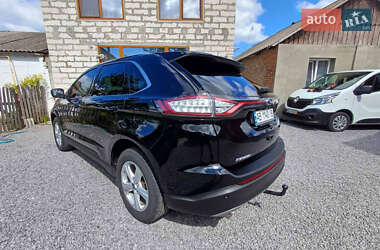 Внедорожник / Кроссовер Ford Edge 2016 в 