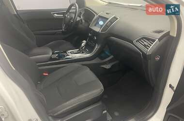 Внедорожник / Кроссовер Ford Edge 2016 в 