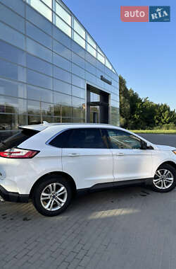 Внедорожник / Кроссовер Ford Edge 2020 в 