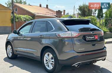 Внедорожник / Кроссовер Ford Edge 2016 в 