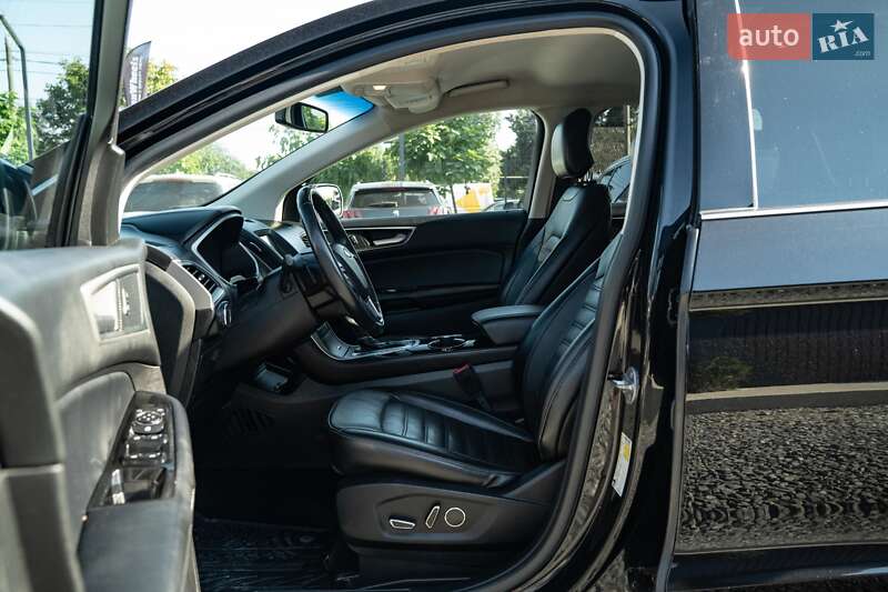 Внедорожник / Кроссовер Ford Edge 2018 в Черновцах