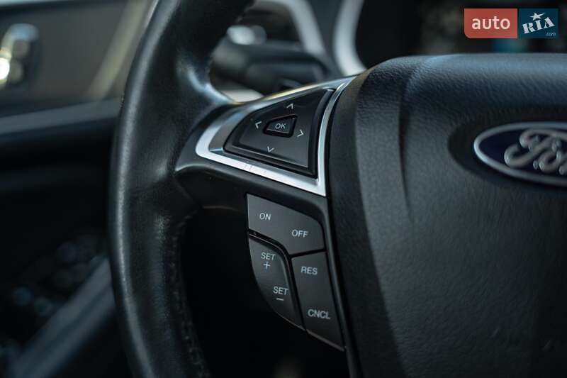 Внедорожник / Кроссовер Ford Edge 2018 в Черновцах
