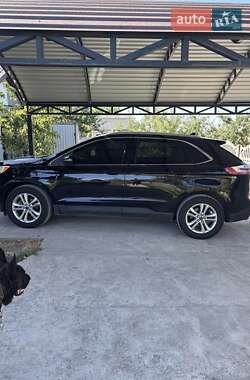 Внедорожник / Кроссовер Ford Edge 2020 в 