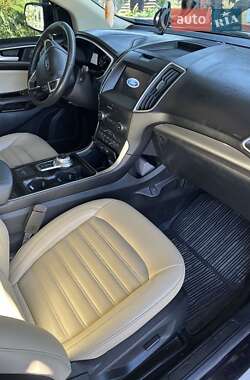 Внедорожник / Кроссовер Ford Edge 2020 в 