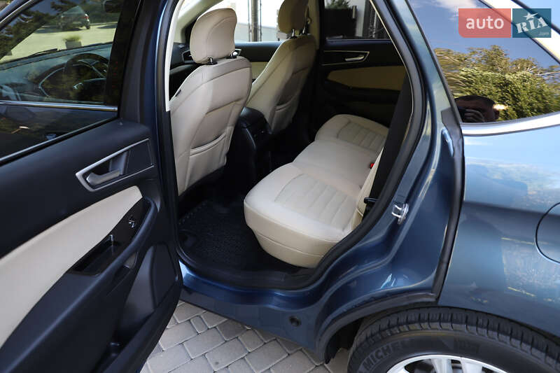 Внедорожник / Кроссовер Ford Edge 2018 в Киеве