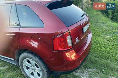 Внедорожник / Кроссовер Ford Edge 2012 в 