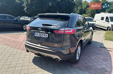 Внедорожник / Кроссовер Ford Edge 2019 в 
