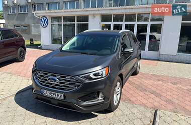 Внедорожник / Кроссовер Ford Edge 2019 в 