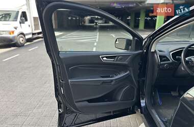 Внедорожник / Кроссовер Ford Edge 2017 в 