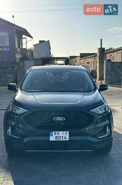 Внедорожник / Кроссовер Ford Edge 2019 в 