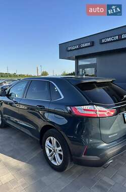Внедорожник / Кроссовер Ford Edge 2019 в 