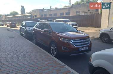 Внедорожник / Кроссовер Ford Edge 2015 в 