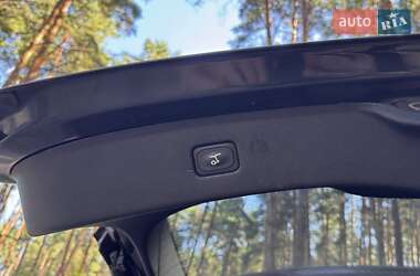 Внедорожник / Кроссовер Ford Edge 2022 в 