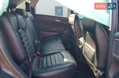 Внедорожник / Кроссовер Ford Edge 2019 в 