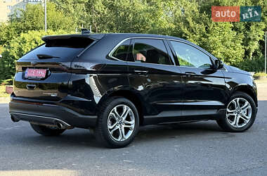 Внедорожник / Кроссовер Ford Edge 2018 в 