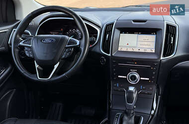 Внедорожник / Кроссовер Ford Edge 2018 в 