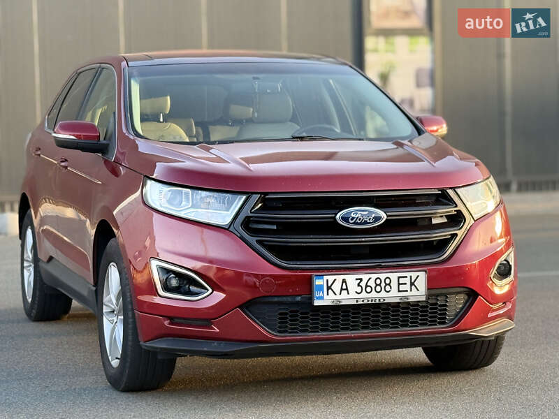 Внедорожник / Кроссовер Ford Edge 2016 в 