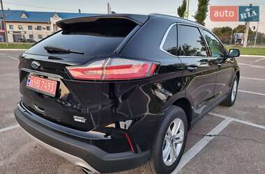 Внедорожник / Кроссовер Ford Edge 2019 в 