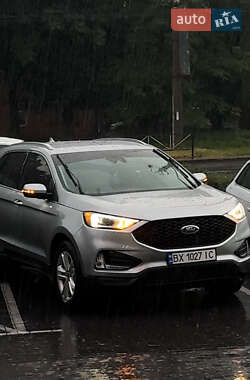 Внедорожник / Кроссовер Ford Edge 2020 в 