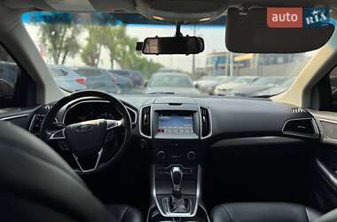 Внедорожник / Кроссовер Ford Edge 2015 в 