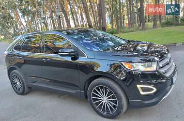 Внедорожник / Кроссовер Ford Edge 2016 в 