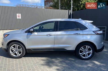 Внедорожник / Кроссовер Ford Edge 2017 в 
