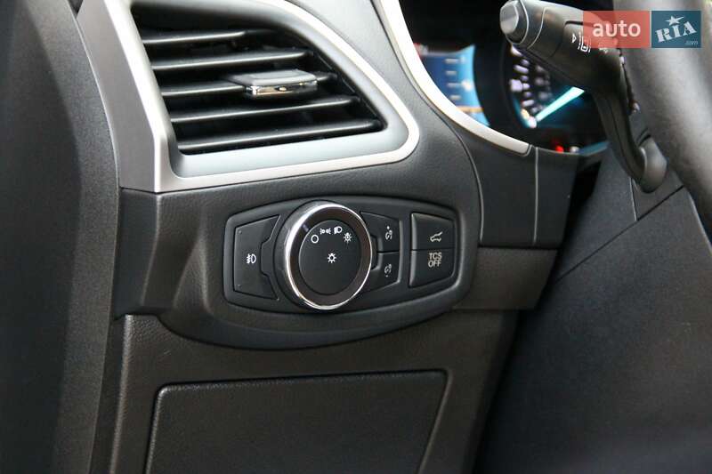 Позашляховик / Кросовер Ford Edge 2019 в Сарнах фото 22 Позашляховик / Кросовер Ford Edge 2019 в Сарнах