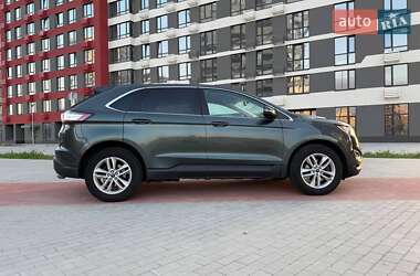 Внедорожник / Кроссовер Ford Edge 2015 в 