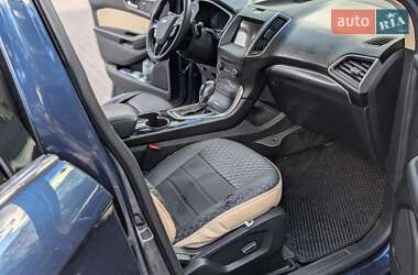 Внедорожник / Кроссовер Ford Edge 2017 в 