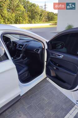 Внедорожник / Кроссовер Ford Edge 2020 в 