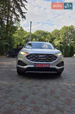 Внедорожник / Кроссовер Ford Edge 2019 в 