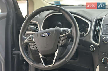 Внедорожник / Кроссовер Ford Edge 2016 в 