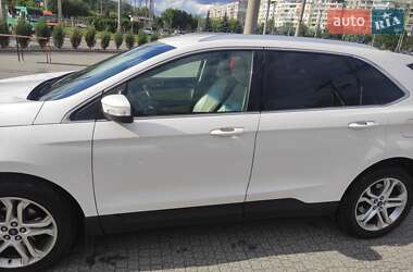 Позашляховик / Кросовер Ford Edge 2016 в Полтаві